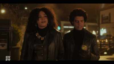- [laughs] - Reginald the Vampire