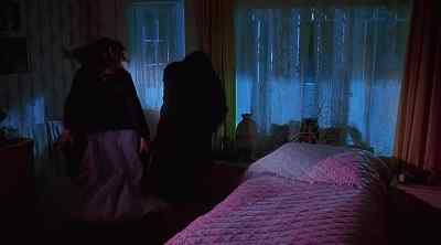 [Laughs] - Heavenly Creatures