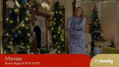 [LAUGHS] - A Christmas Miracle for Daisy