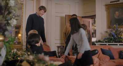 [laughs] - Father Christmas Is Back