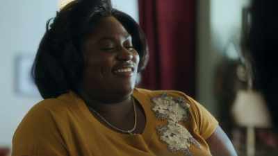 [laughs] - Robin Roberts Presents: Mahalia