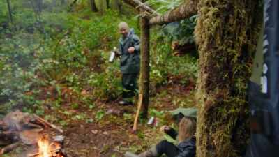 (laughs) - Chefs vs Wild