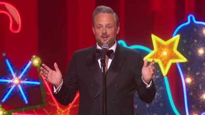 [laughs] - Nate Bargatze's Nashville Christmas