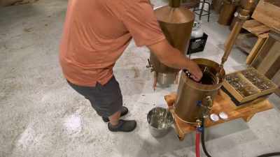 [laughs] - Moonshiners: Master Distiller
