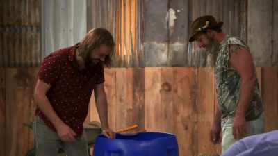 [laughs] - Moonshiners: Master Distiller