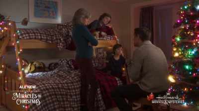 [LAUGHS] - A Godwink Christmas: Second Chance, First Love