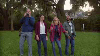 [laughs] - Christmas in Louisiana