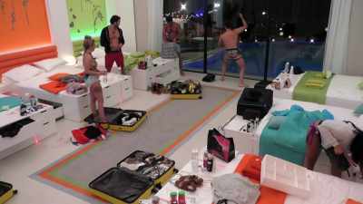 (LAUGHS) - Love Island