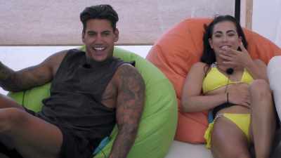 (LAUGHS) - Love Island