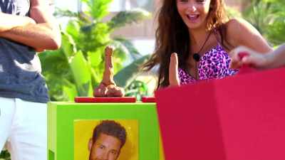 (LAUGHS) - Love Island