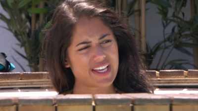 (LAUGHS) - Love Island