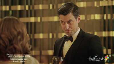 [laughs] - Paris, Wine & Romance