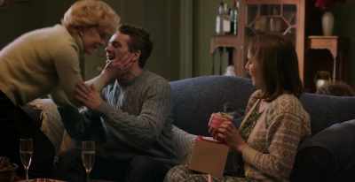 [laughs] - Surviving Christmas with the Relatives