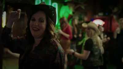 [laughs] - Good Girls