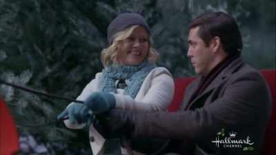 [laughs] - Christmas at Holly Lodge