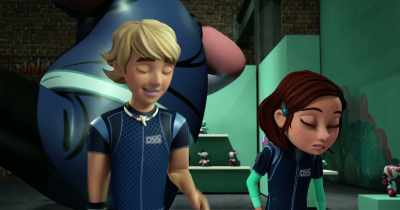 [laughs, snorts] - Spy Kids: Mission Critical