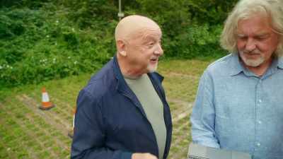 (LAUGHS) Well, I'll give you
a good definition, - James May and the Dull Men