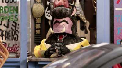 [laughs] Well, this plan
just might work after all. - Buddy Thunderstruck