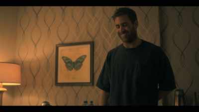 -[laughs]
-Why did you follow me? - The Haunting of Hill House