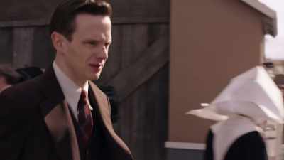 (laughter
and indistinct chatter) - The Last Tycoon