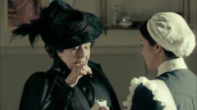 [ Laughter and applause ] - Grand Hotel