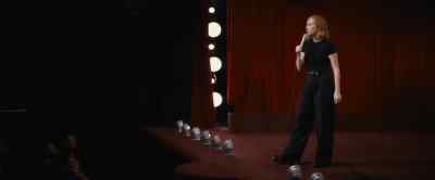 (laughter, applause) - Hannah Einbinder: Everything Must Go