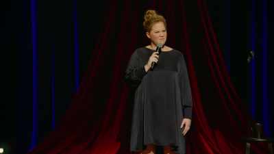 [laughter, applause] - Amy Schumer: Growing