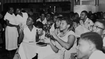 - [laughter]
- [cheering] - Little Richard: I Am Everything