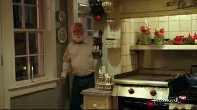 [laughter,
indistinct talking] - Christmas at Pemberley Manor