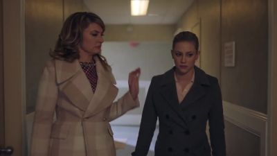 [laughter] - Riverdale