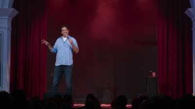 (laughter) - Gary Gulman: Born on 3rd Base