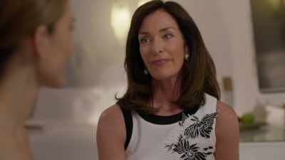 [laughter] - Love's Greek to Me