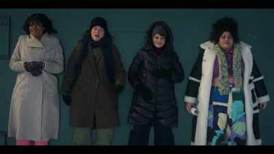 [laughter] - The Girls on the Bus