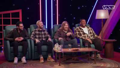 [laughter] - Super Maximum Retro Show