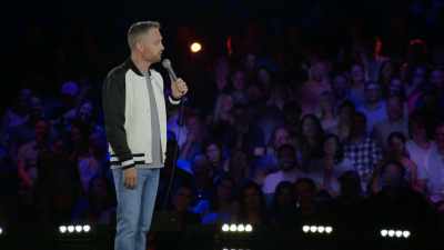 [laughter] - Nate Bargatze: Hello World