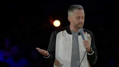 [laughter] - Nate Bargatze: Hello World