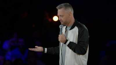 [laughter] - Nate Bargatze: Hello World