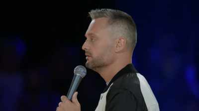 [laughter] - Nate Bargatze: Hello World