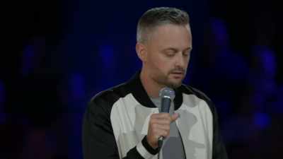 [laughter] - Nate Bargatze: Hello World