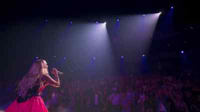 [ Laughter ] - Carrie Underwood: Reflection