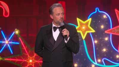 [laughter] - Nate Bargatze's Nashville Christmas