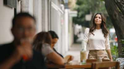 [laughter] - Eva Longoria: Searching for Mexico