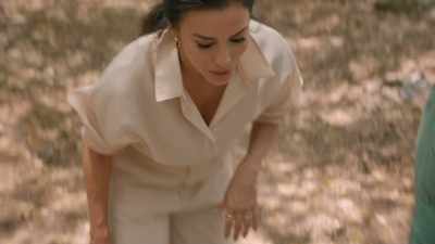 [laughter] - Eva Longoria: Searching for Mexico