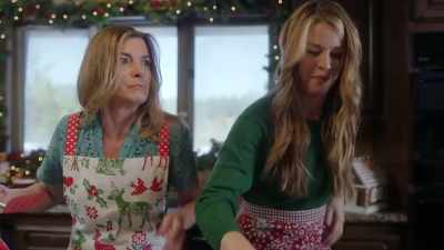 [laughter] - Christmas on the Menu