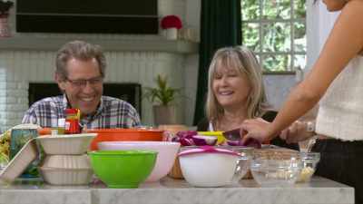 [laughter] - Selena + Chef