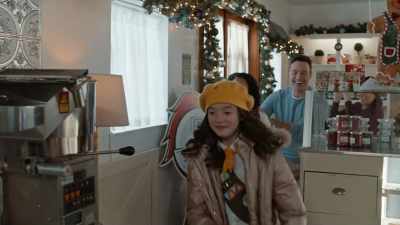[laughter] - Scouting for Christmas