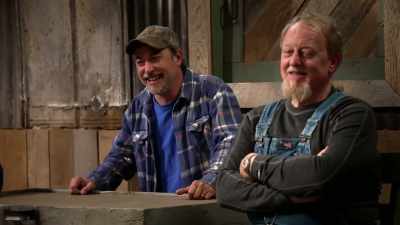 [laughter] - Moonshiners: Master Distiller