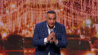 [LAUGHTER] - Russell Peters: Deported