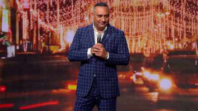 [LAUGHTER] - Russell Peters: Deported