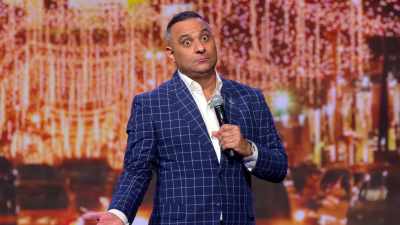 [LAUGHTER] - Russell Peters: Deported